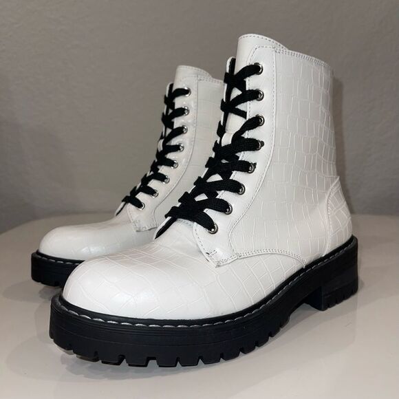 Sugar Shoes - Sugar Kaedy White Croco Combat Boots